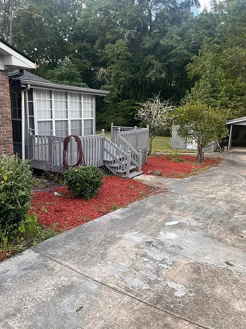 3 bed, 1837 sqft, $2,050 — Photo 2