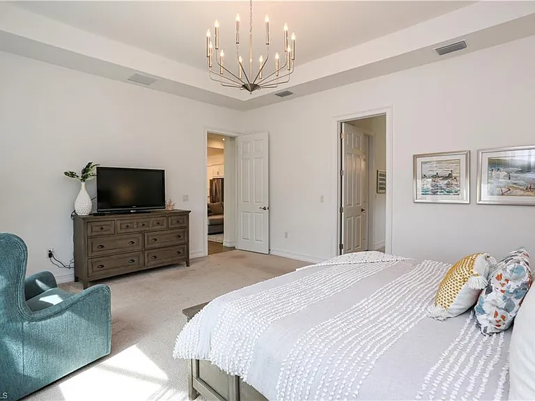 14656 Kelson Cir — Photo 46