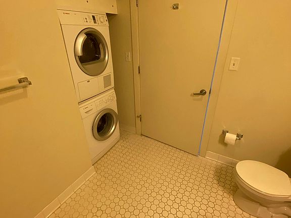 2nd image of 129 N Washington Ave #10902841