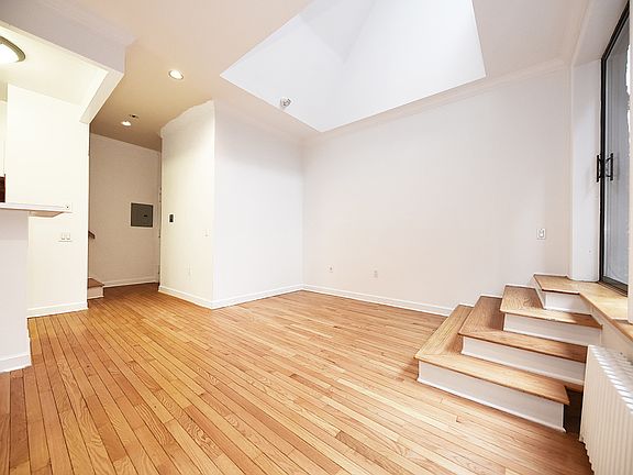 5th image of 38 E 58th St #6A