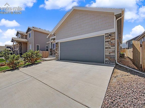 3rd image of 3112 Namib Dr