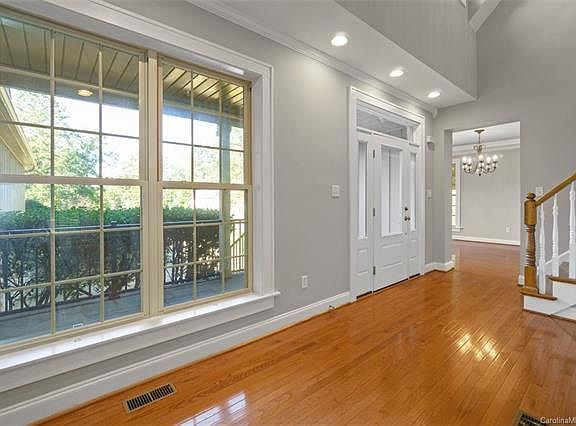 4th image of 129 Palmetto Dr