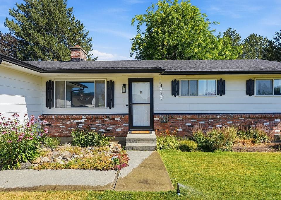 1st image of 10809 E 35th Ave