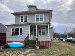 1002 E 3rd St, Port Clinton, OH 43452