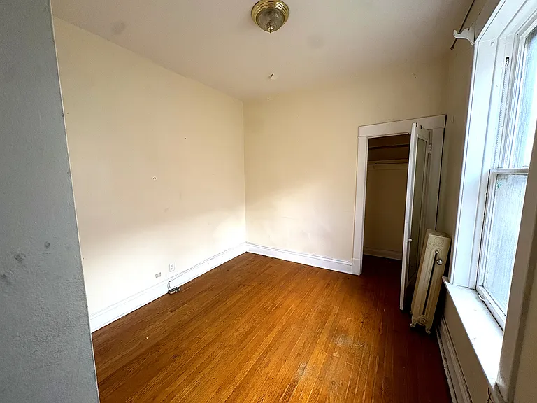 3118 W Palmer Sq #2R — Photo 5