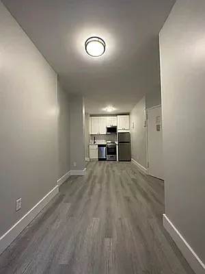 Rented by Peter R. Hungerford, LREB | media 1