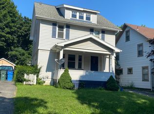 33 Mapledale St, Rochester, NY 14609