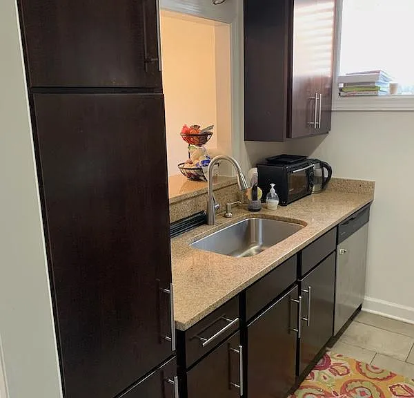 347 W Dickens Ave #3 — Photo 3