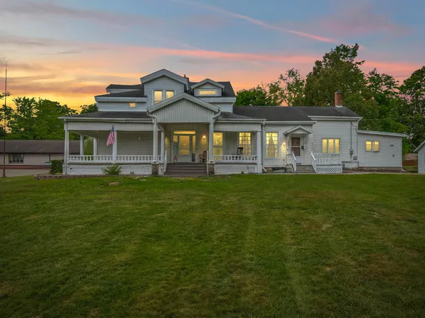 115 Walnut St, Jonesville, MI 49250