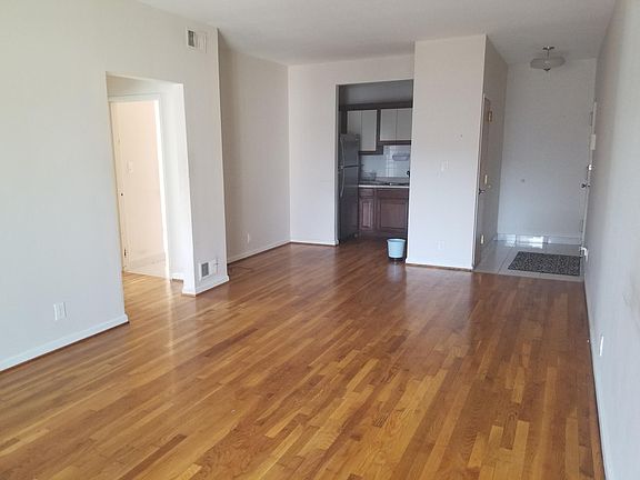 3rd image of 245 N Gannon Ave