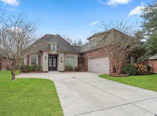 2594 Pine Thicket Ave, Zachary, LA 70791