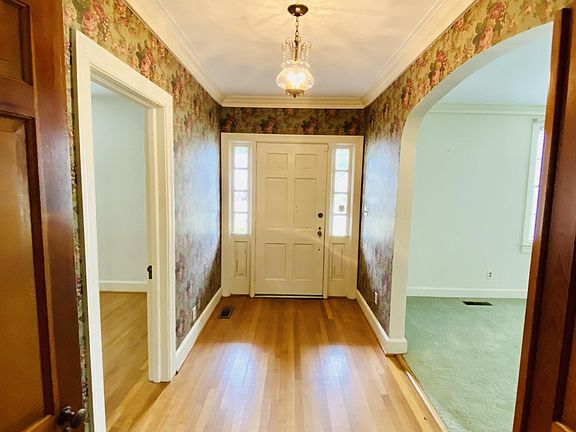 2nd image of 3587 E Wilson St