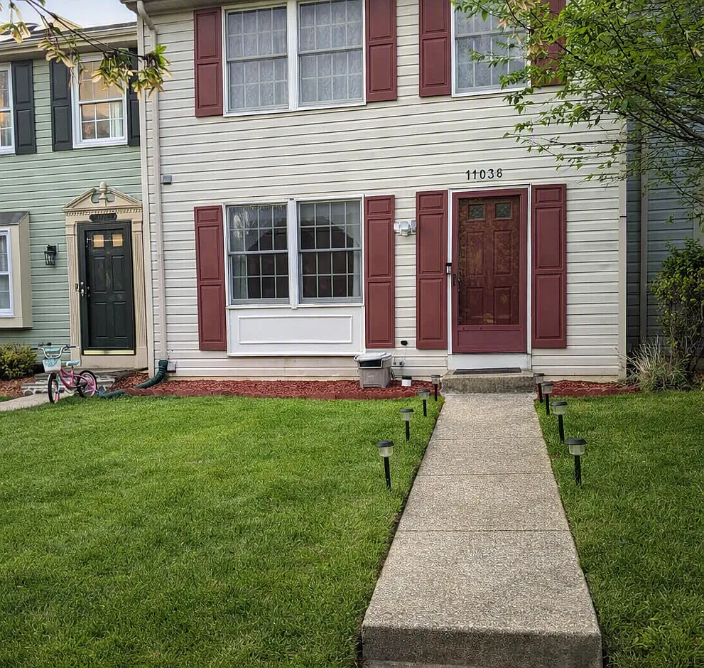 3 bed, 1375 sqft, $2,700 — Photo 1
