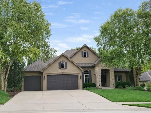 7803 N Hull Ave, Kansas City, MO 64151