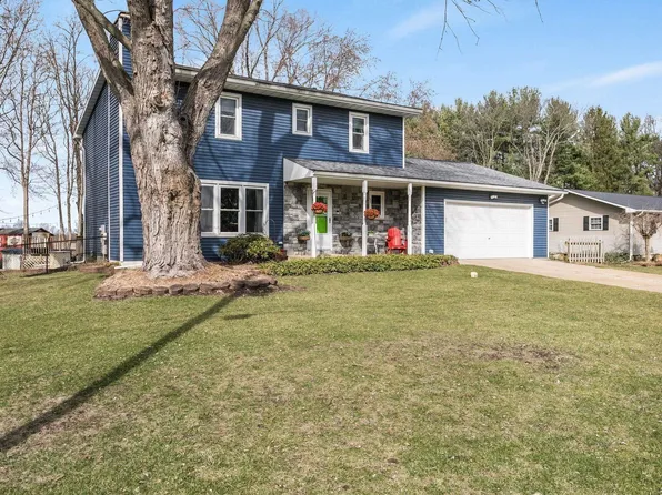 54617 Gilman Dr, Mishawaka, IN 46545
