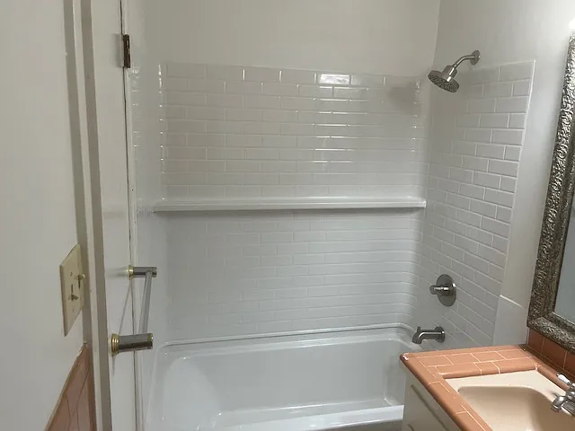 1922 Saint Marys St — Photo 11