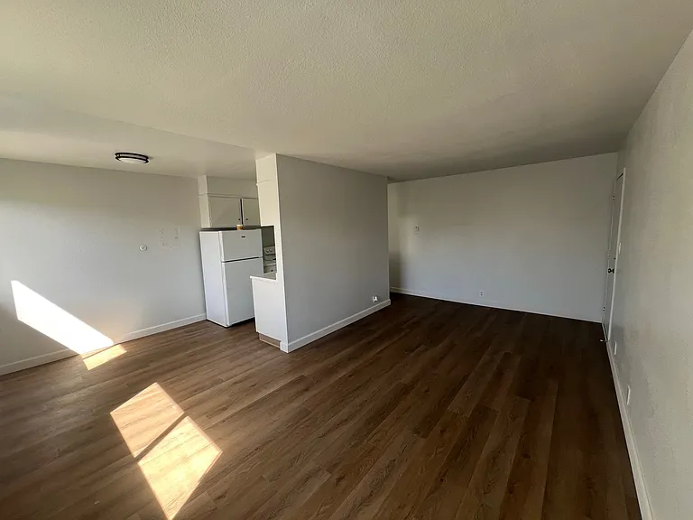 Arden Garden Apartments — Photo 33