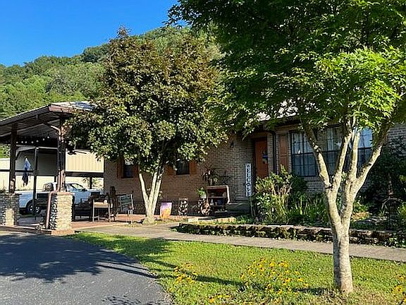 2nd image of 2434 Kentucky Ave #15
