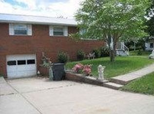2005 Mona Ct, Milton, WV 25541