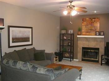 4th image of 2S552 River Oaks Dr