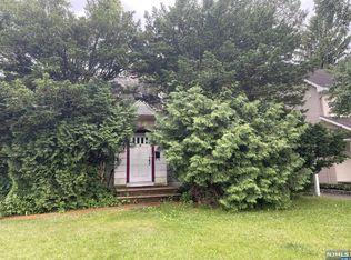 134 Johnson Ave, Mahwah, NJ 07430