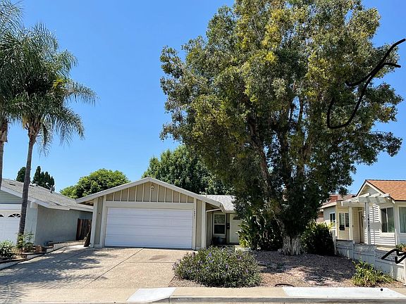 3rd image of 14531 Countrywood Ln