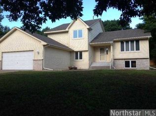 12457 Ilex St NW, Coon Rapids, MN 55448
