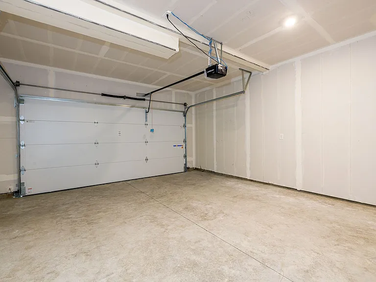 Oak Heritage Townhomes — Photo 37