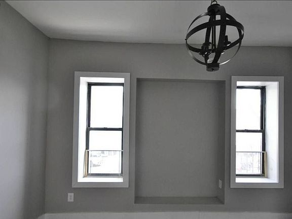 3rd image of 846 Flatbush Ave #2C