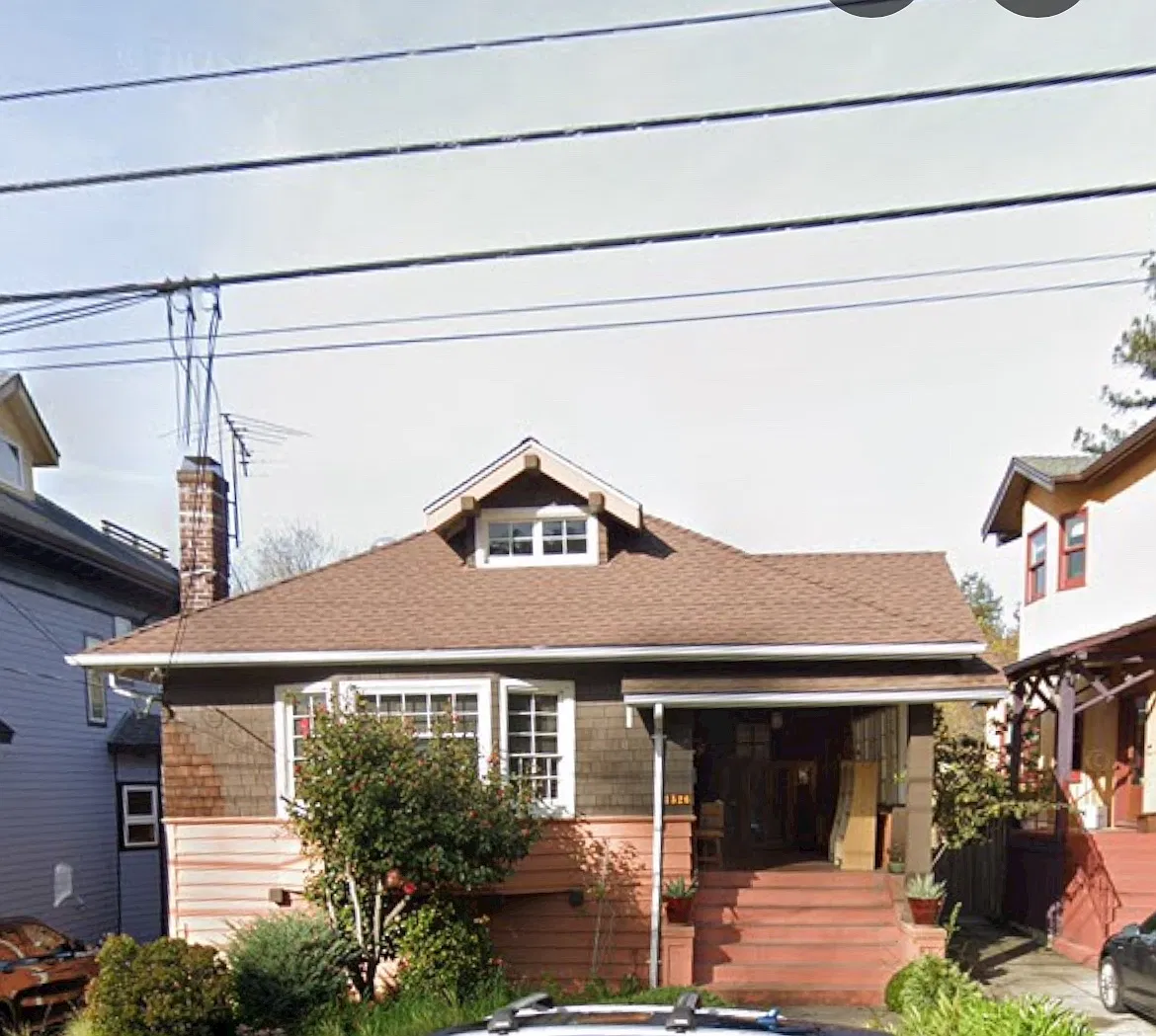 3 bed, 1285 sqft, $1,700 — Photo 1