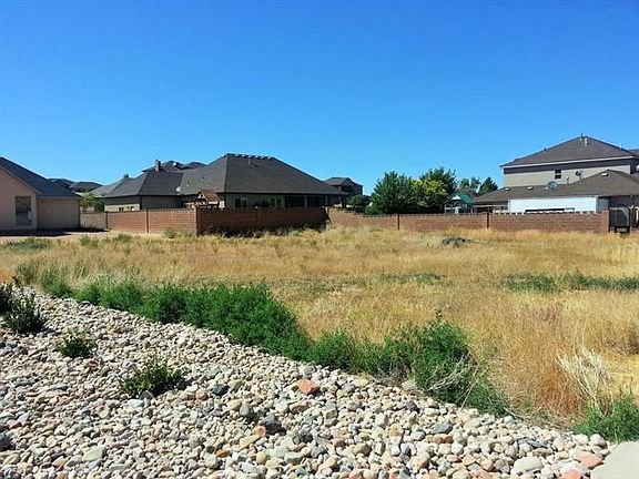 3rd image of 226 S Glen Canyon Dr