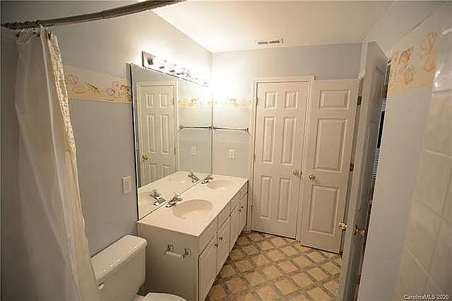 3276 Mannington Dr — Photo 16