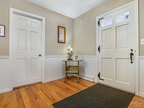 4th image of 4164 Hilray Dr