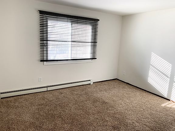4th image of 6143 W Howard Ave Unit 25