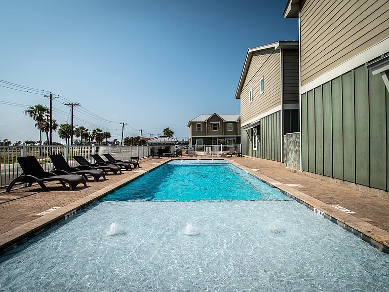 14309 Kemps Way — Photo 36