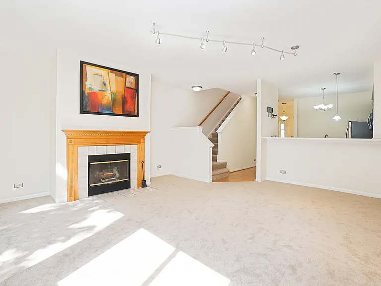 3013 Kentshire Cir — Photo 15