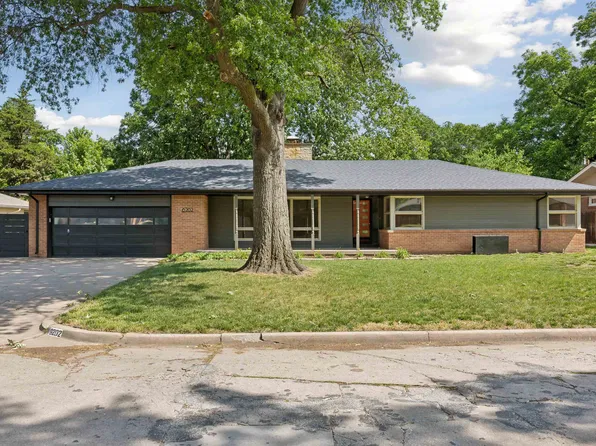 6202 E Jacqueline St, Wichita, KS 67208