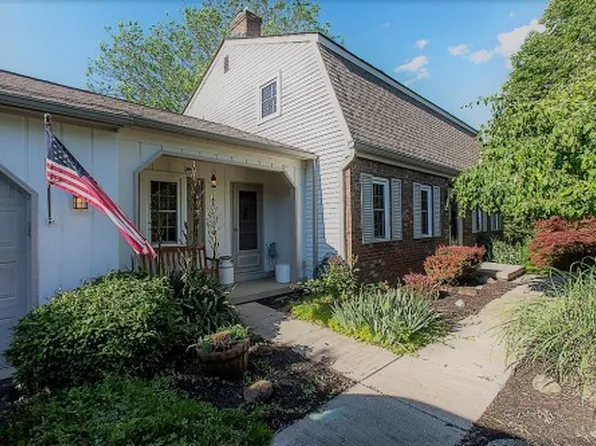 6164 George Fox Dr, Galloway, OH 43119