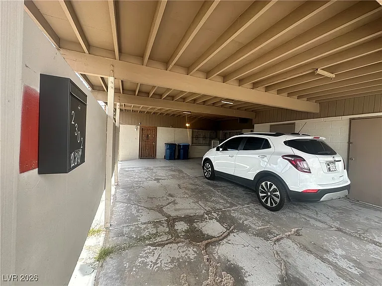 2300 Pardee Pl #2300 — Photo 2