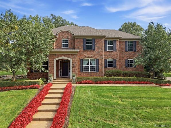 319 Greenan Ln