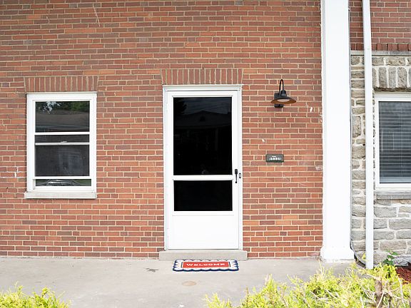 3rd image of 1331 Le Mar Dr #1329
