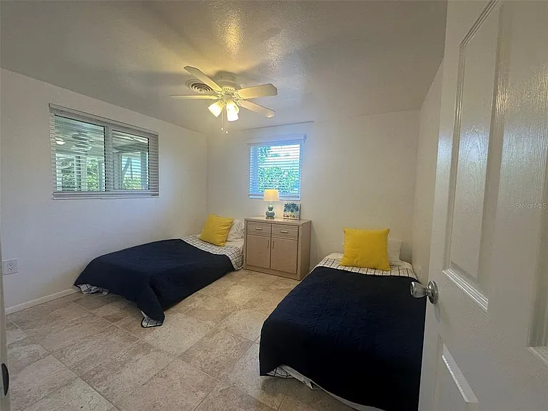 1575 Loralin Dr — Photo 17
