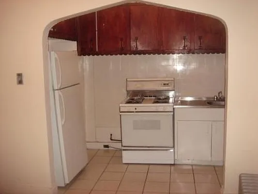 Rented by L.Nelson & Associates | media 20