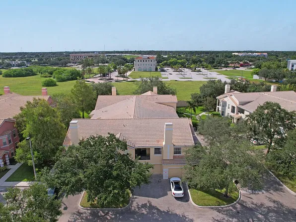 164 SW Peacock Blvd, Port Saint Lucie, FL