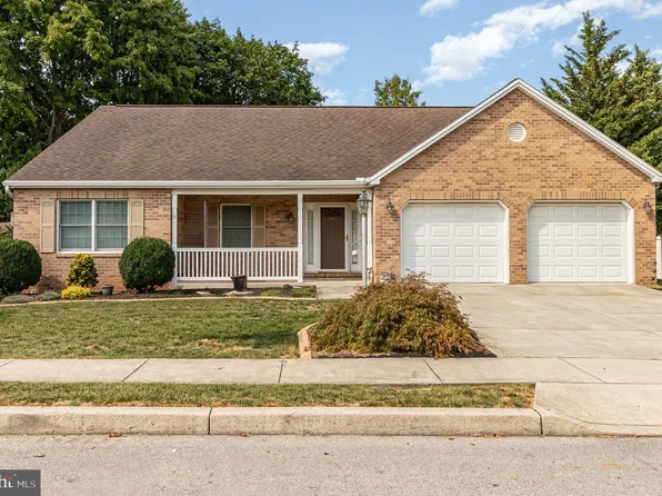 709 Jenna Ct, Mechanicsburg, PA 17055