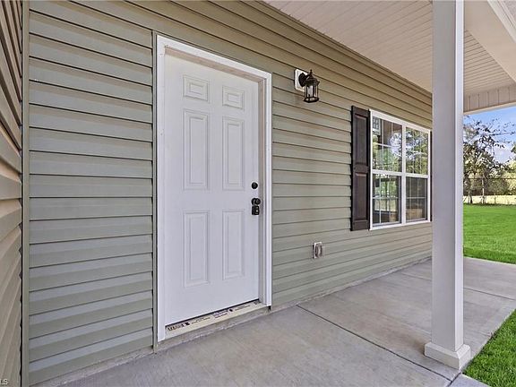 4th image of 610 A Franklin Blvd