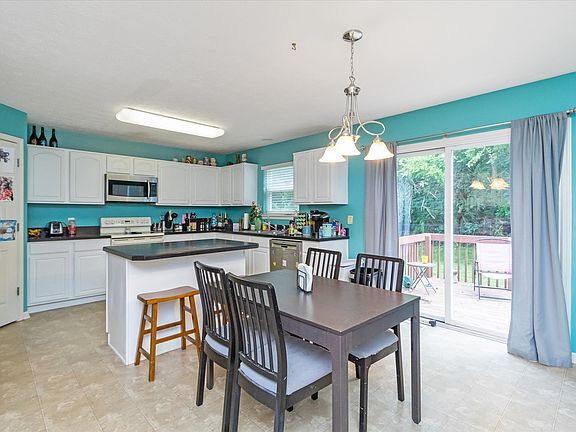 4th image of 6539 Smithfield Dr