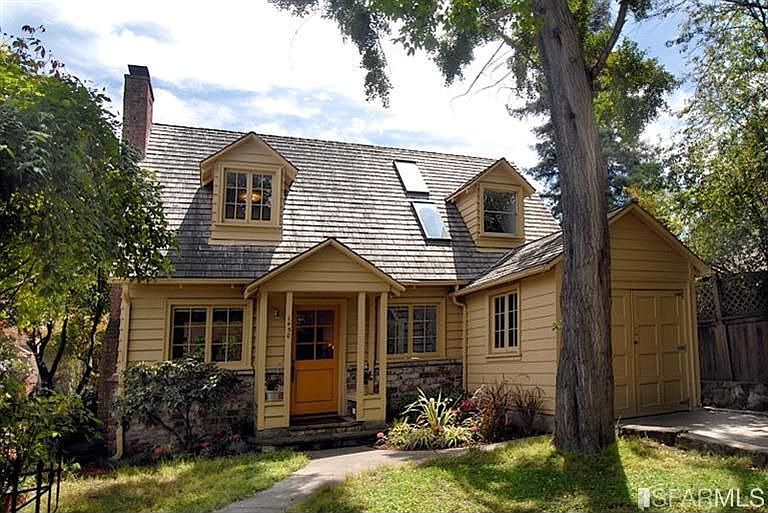 1st image of 1450 Acton Cres