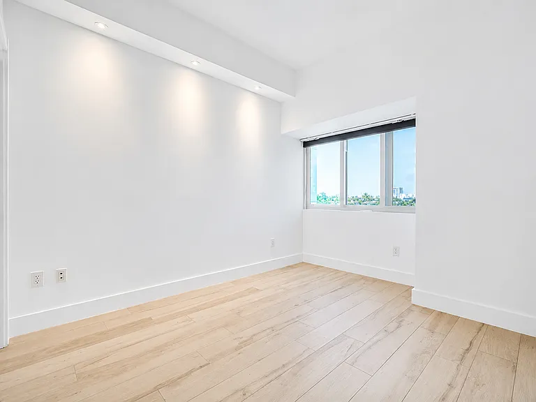 480 NE 31st St #4606 — Photo 10