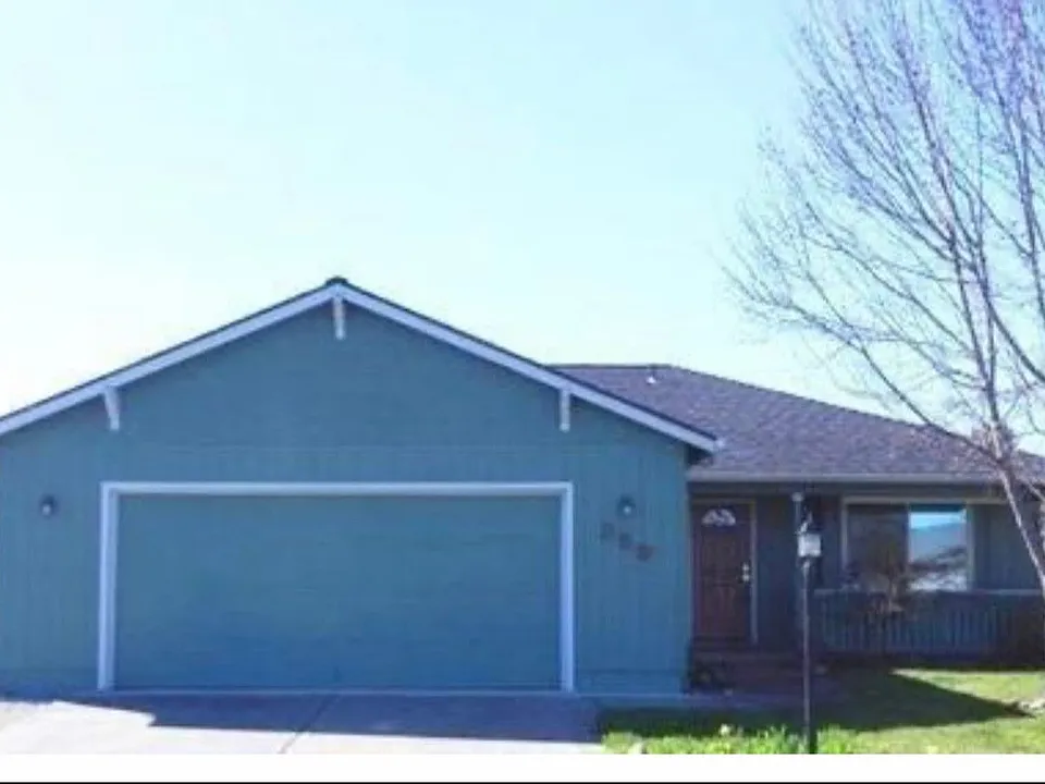 371 Bradley Way